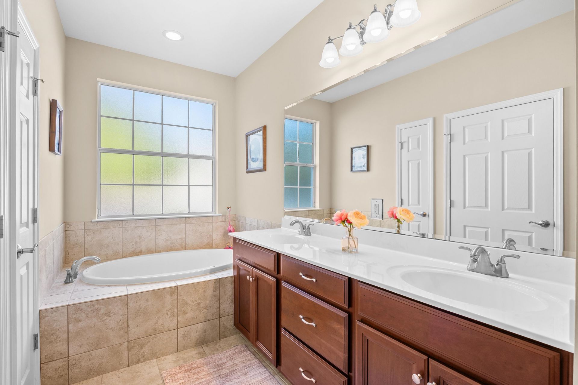 237 Castle Pines Ln.  Photo 16