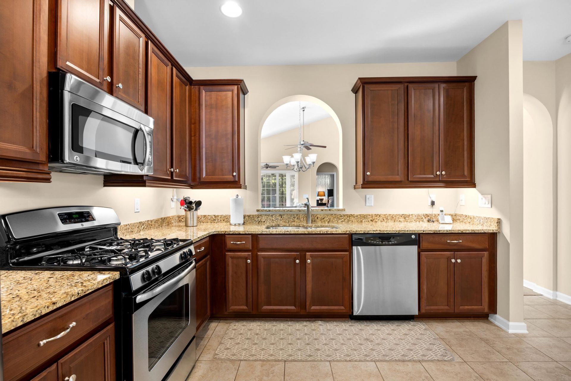 237 Castle Pines Ln.  Photo 17