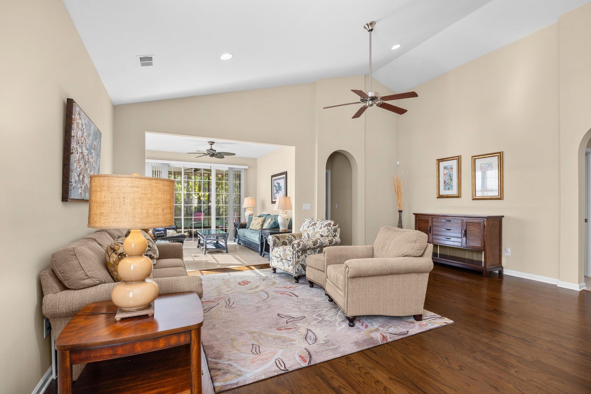 237 Castle Pines Ln.  Photo 6