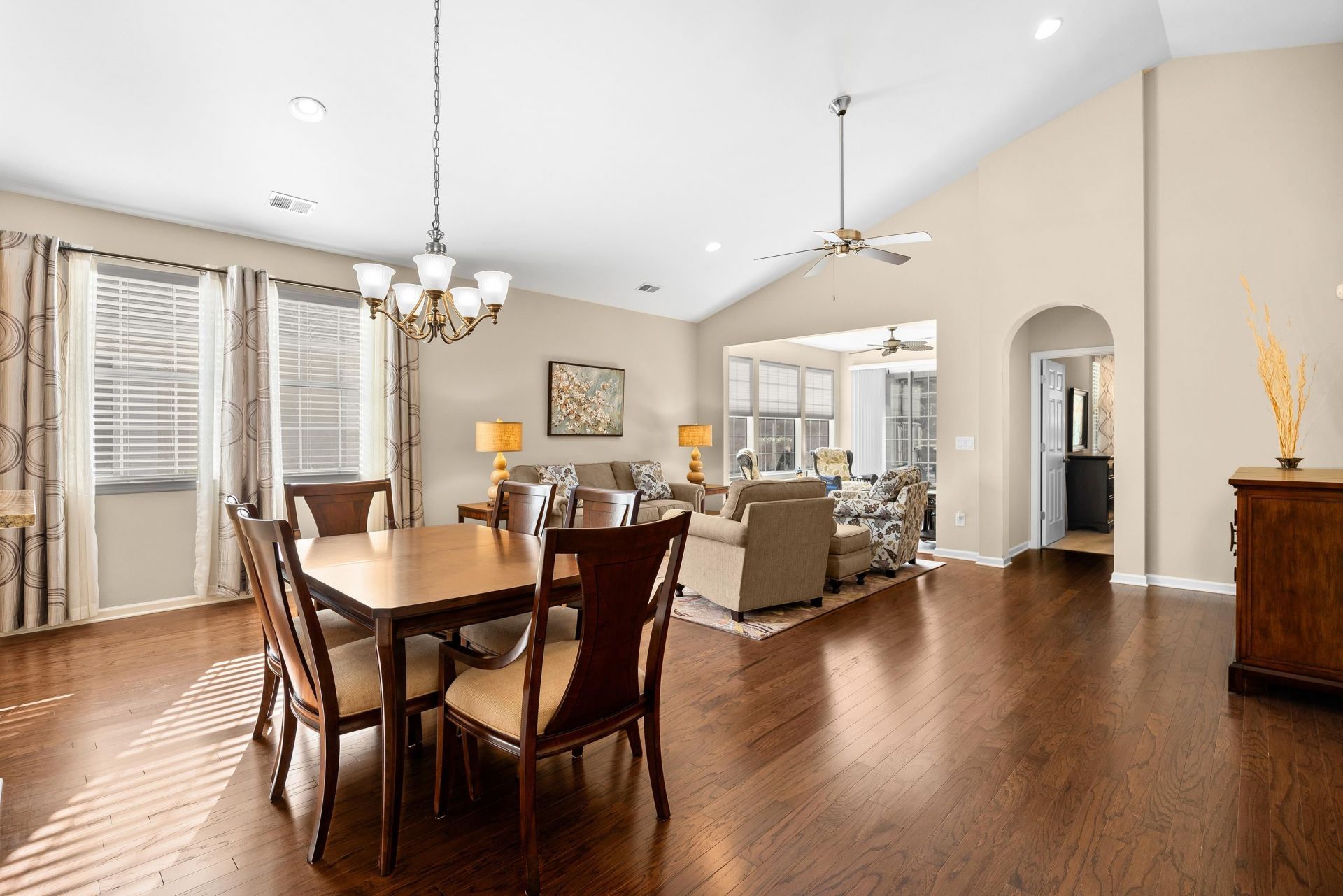 237 Castle Pines Ln.  Photo 9