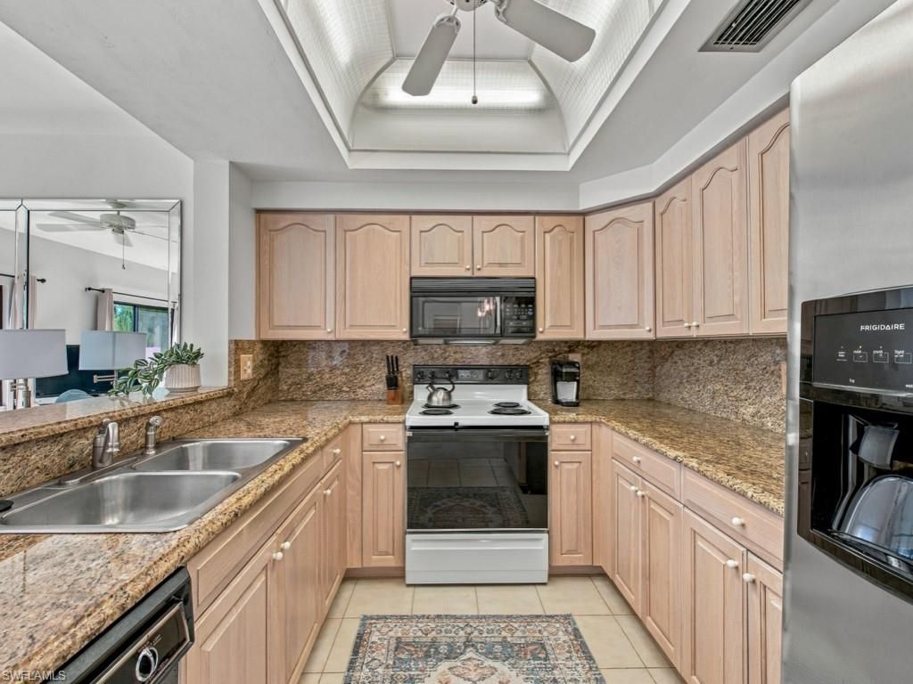 6770 Pelican Bay Blvd , Unit 231, Naples, FL 34108 Photo