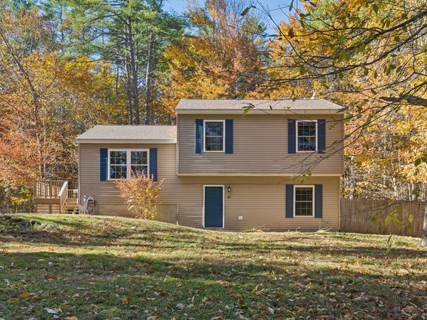 20 Swans Road, Raymond, ME 04071