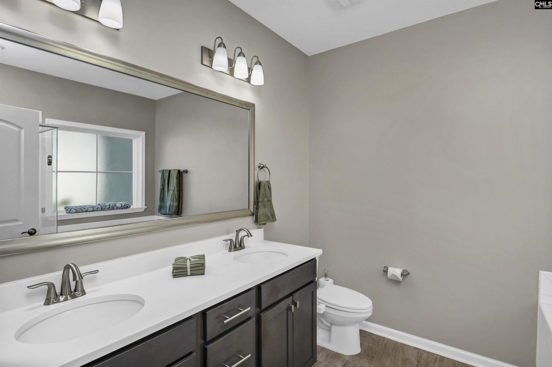 517 Grove Blossom Court  Photo 26