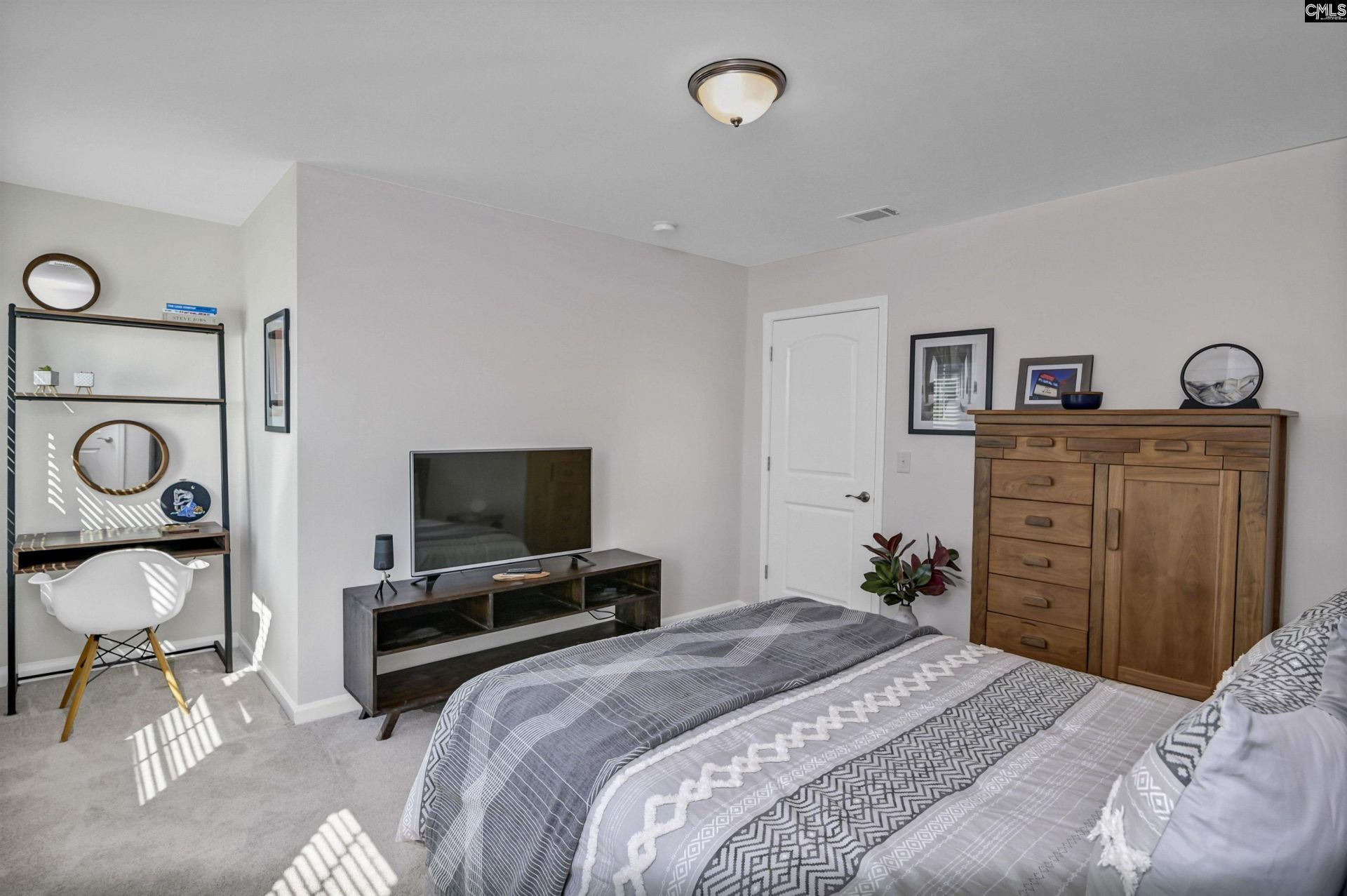 517 Grove Blossom Court  Photo 29