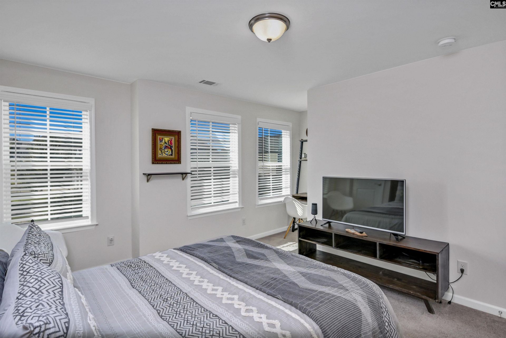 517 Grove Blossom Court  Photo 30