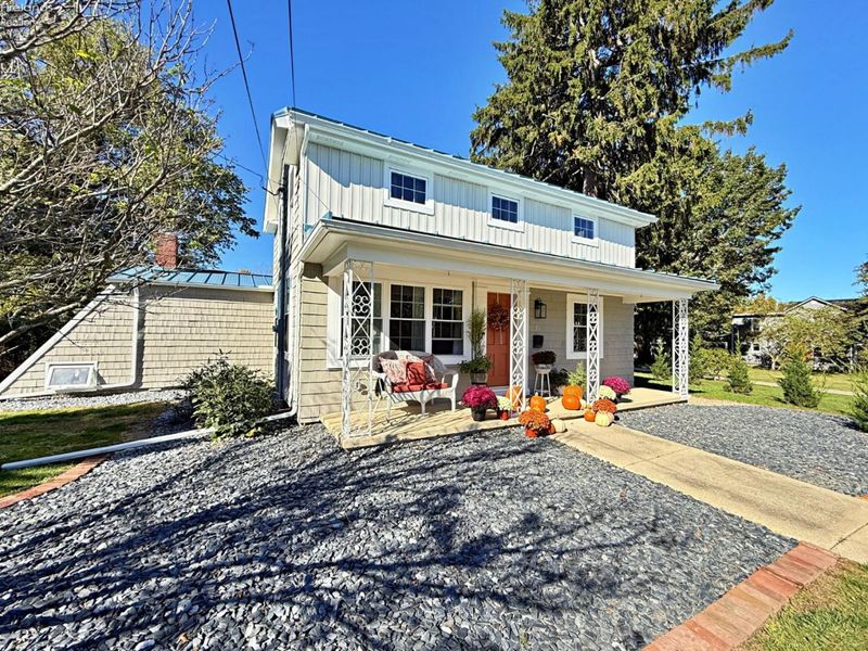 110 Mohawk Street, Tiffin, OH 44883 Photo 2