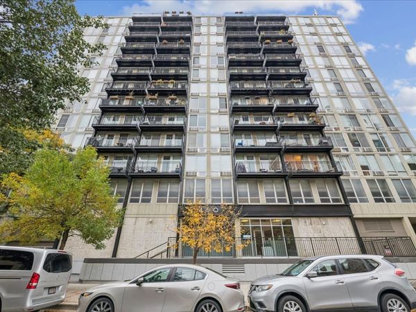 450 W Briar Place , Unit 11K, Chicago, IL 60657