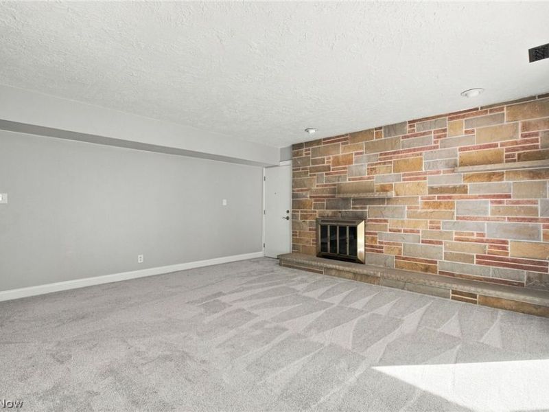 7925 Pear Tree Drive, Chesterland, OH 44026 Photo 20