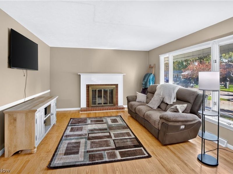 4744 Timberview Drive , Vermilion, OH 44089 Photo 2