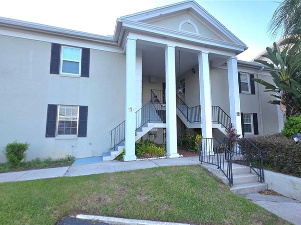 689 NW LAKE HOWARD DRIVE , Unit 3B, WINTER HAVEN, FL 33880