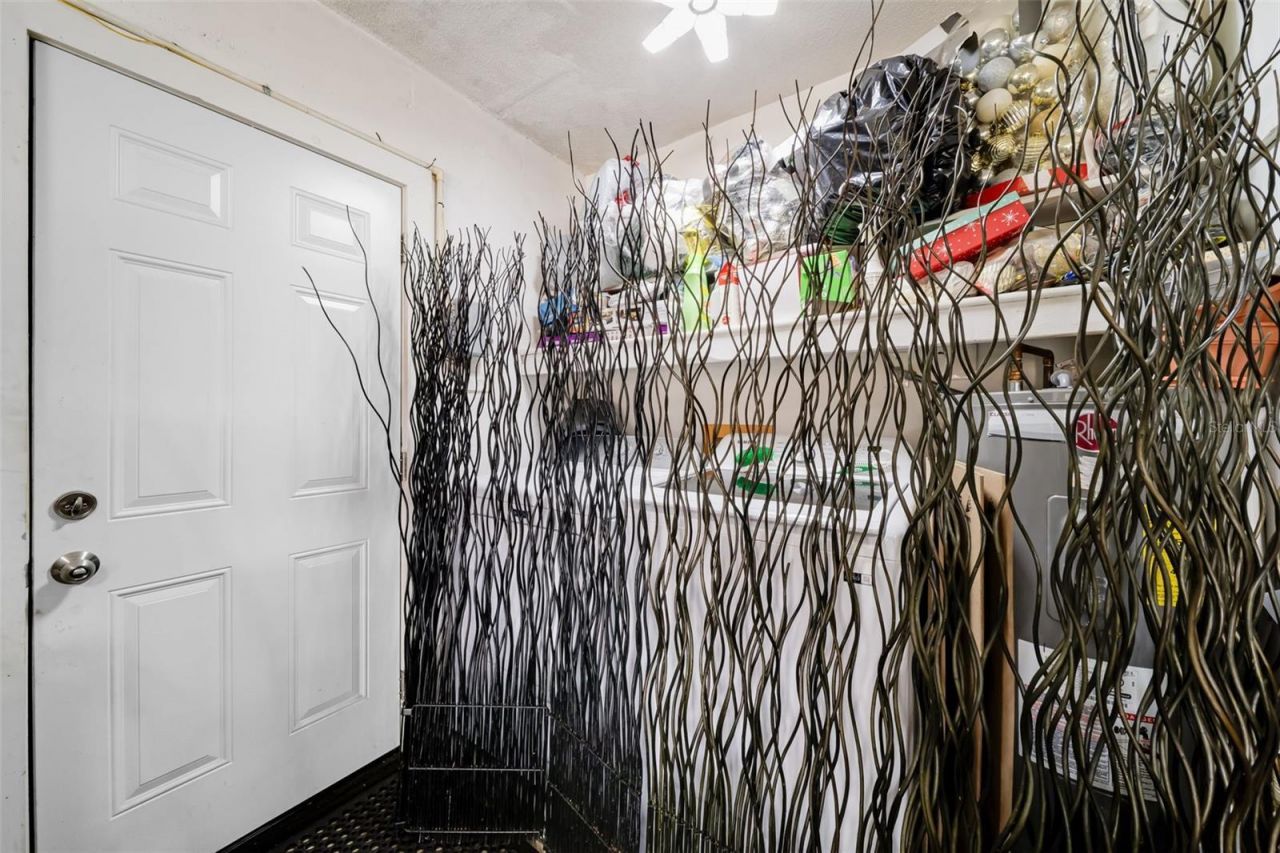 7236 Las Casas Dr , Sarasota, FL 34243 Photo