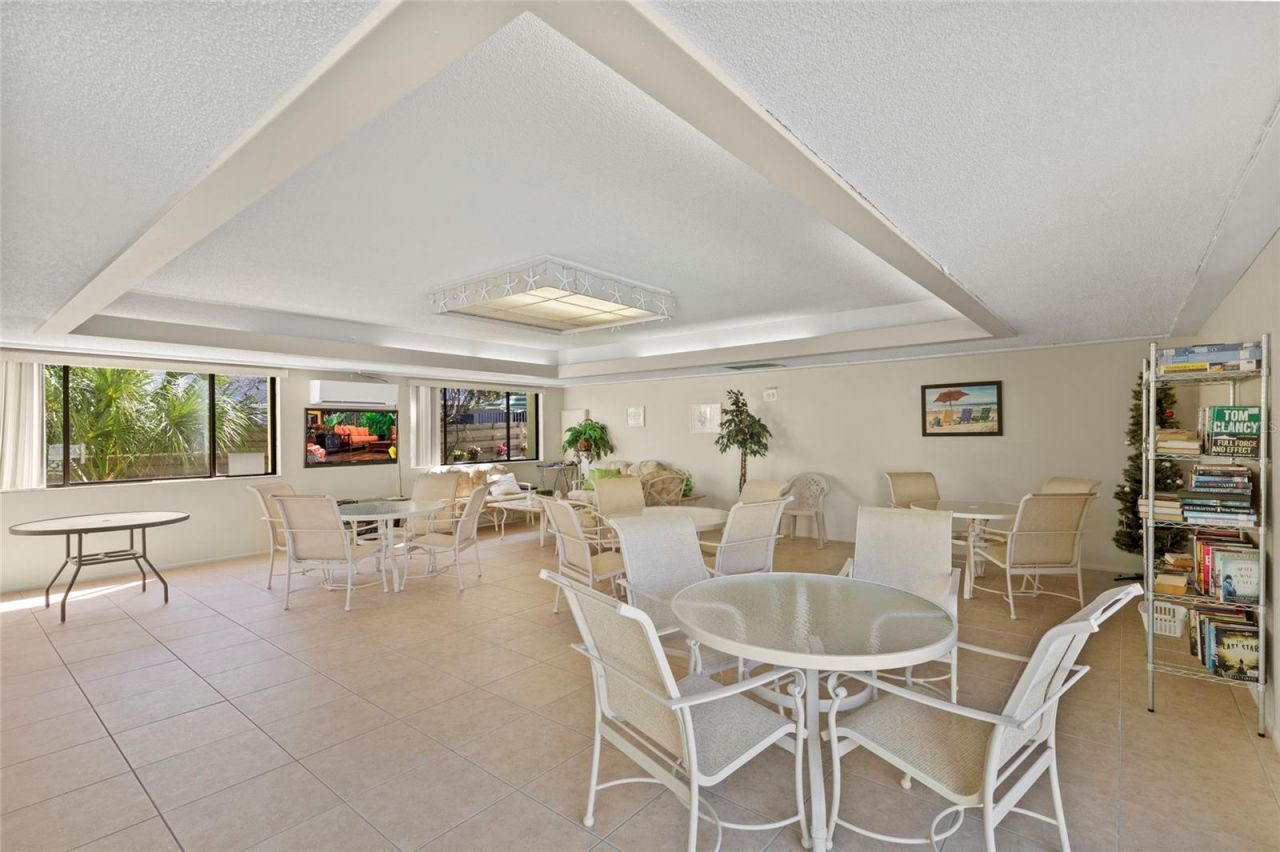 6703 Midnight Pass Road, Unit 101, Sarasota, FL 34242 Photo