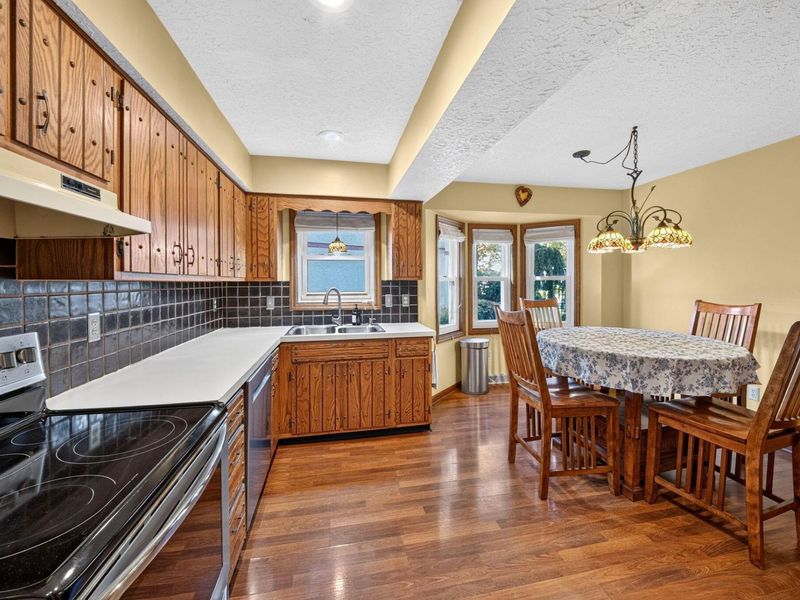 492 Liberty Lane, Westerville, OH 43081 Photo 9