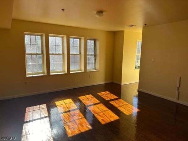 473 Clinton Ave, Newark, NJ 07108