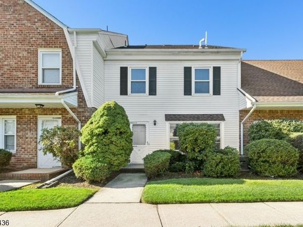 12 Wareham Ct, Scotch Plains, NJ 07076
