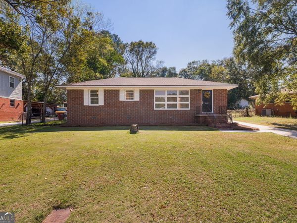 2609 Tredway Drive, Macon, GA 31211
