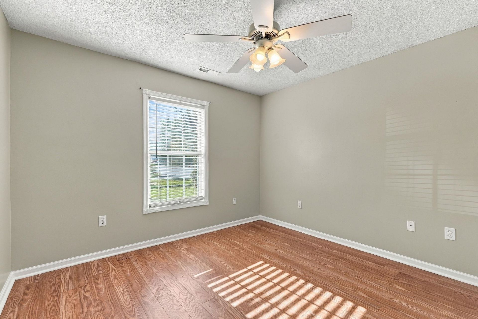 4155 Horseshoe Dr. N  Photo 15