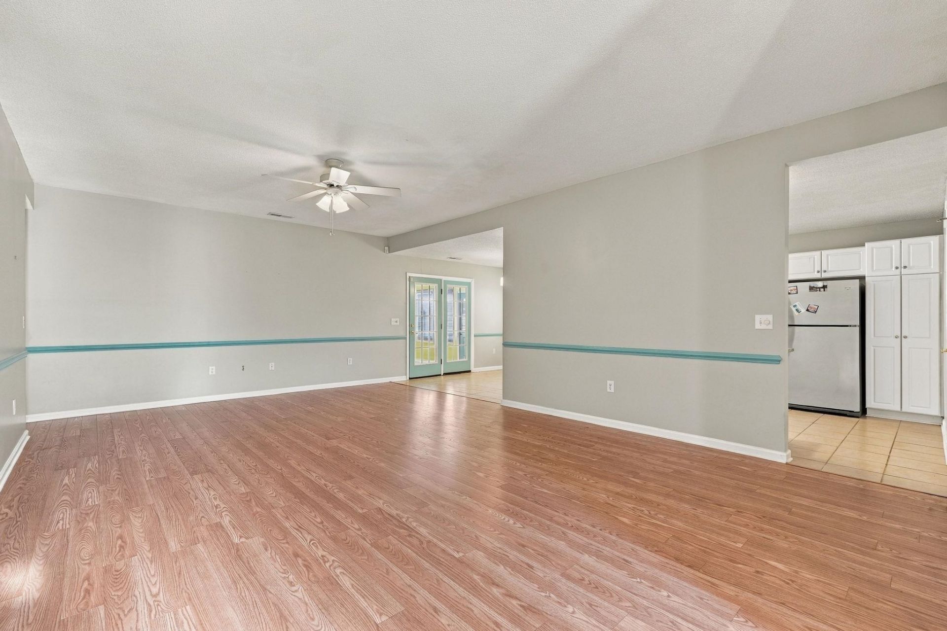 4155 Horseshoe Dr. N  Photo 4