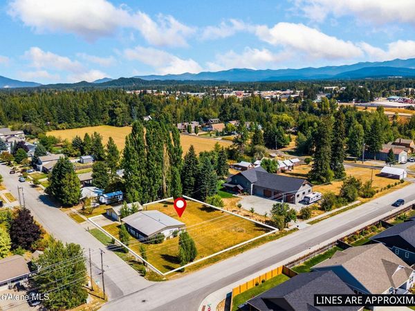 2206 Aspen WAY , Sandpoint, ID 83864