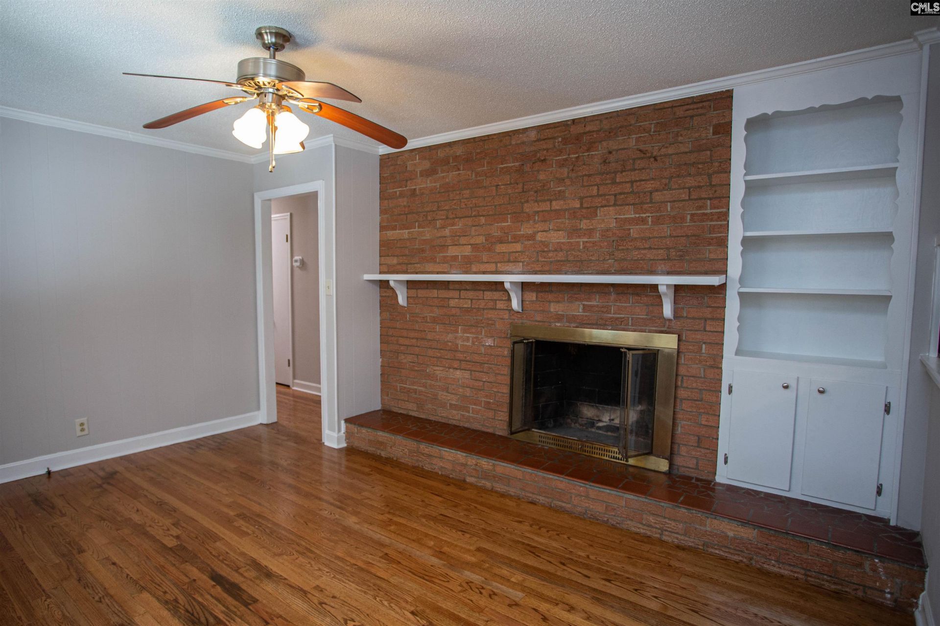 1110 Roberts Street Photo 16
