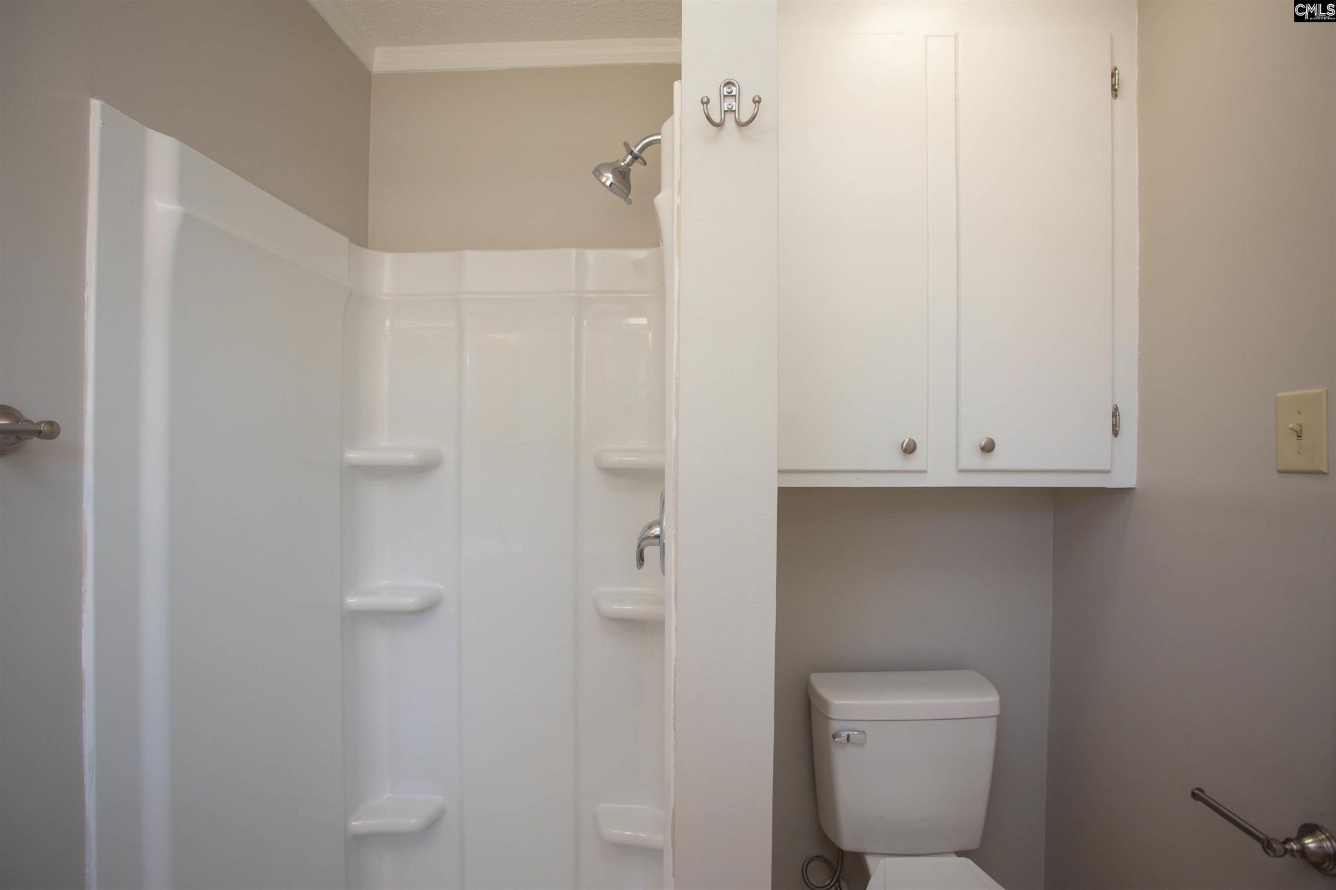 1110 Roberts Street Photo 24