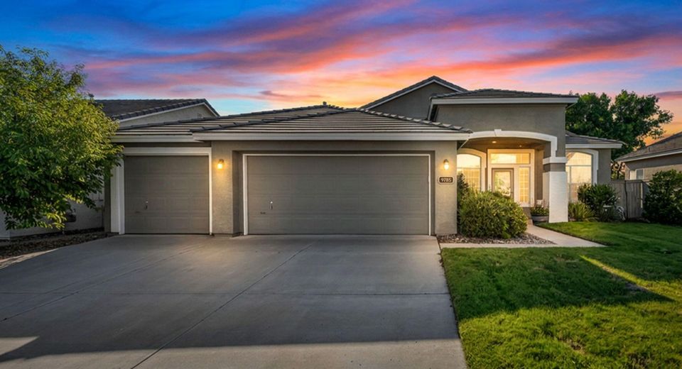 9785 Frankwood Drive, Reno, NV 89521 Photo