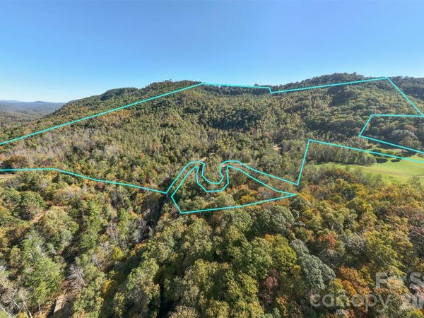 447 Hog Rock Road , Hendersonville, NC 28792