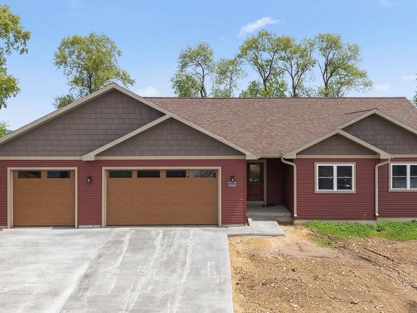302 Roosevelt Street, Baraboo, WI 53913