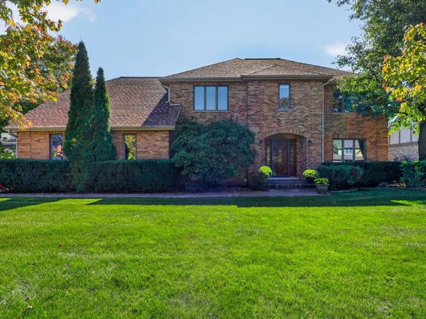 8604 Creekside Lane , Darien, IL 60561