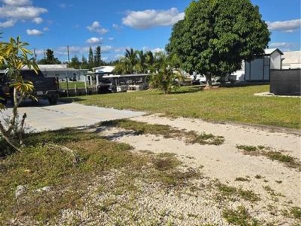4920 Flamingo DR , ST. JAMES CITY, FL 33956