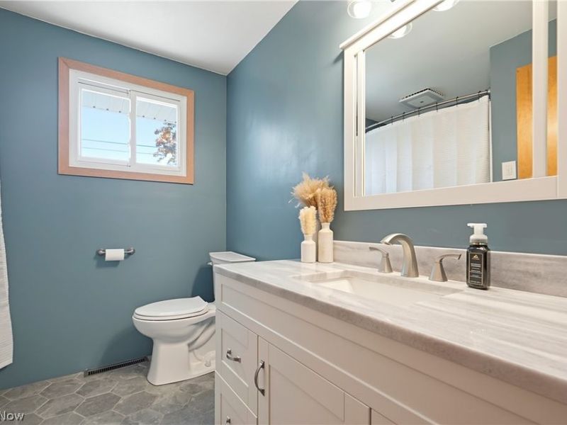 1526 Edmar Street, Louisville, OH 44641 Photo 19