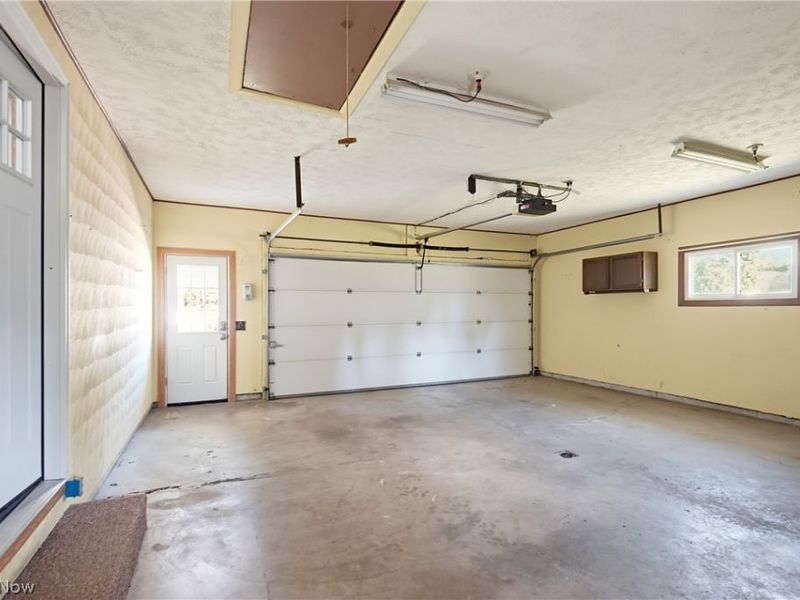 1526 Edmar Street, Louisville, OH 44641 Photo 4