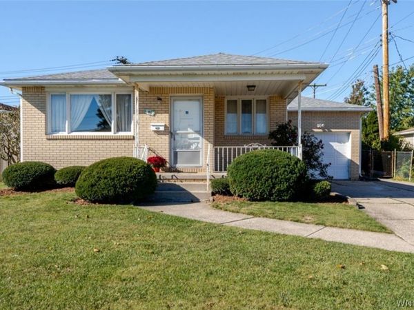 48 Candace Lane, Depew, NY 14043
