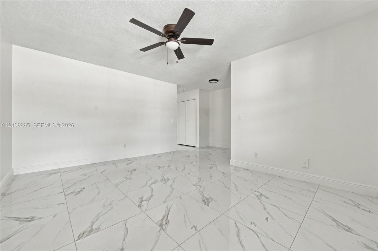 1921 SW 69th Ave , Unit 209, Pembroke Pines, FL 33023 Photo