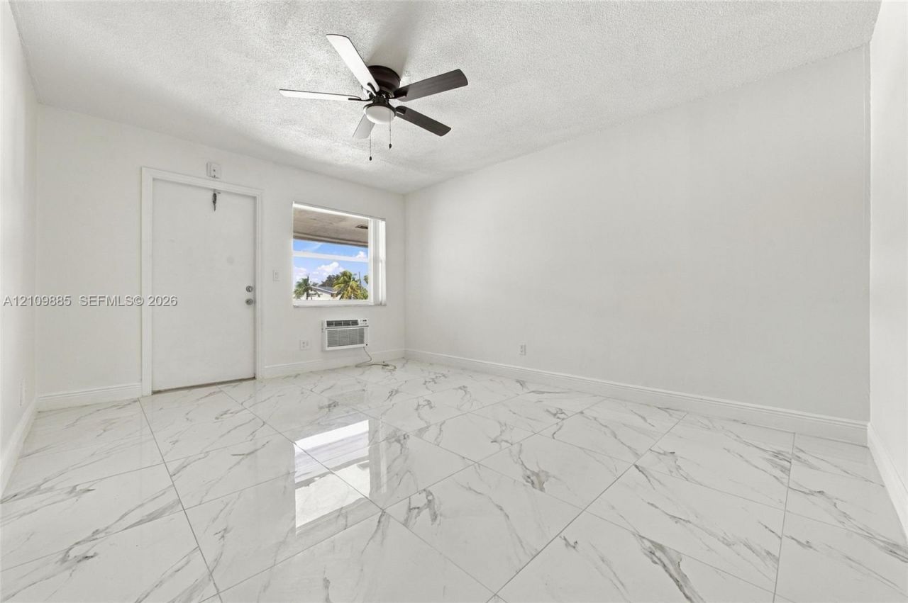 1921 SW 69th Ave , Unit 209, Pembroke Pines, FL 33023 Photo