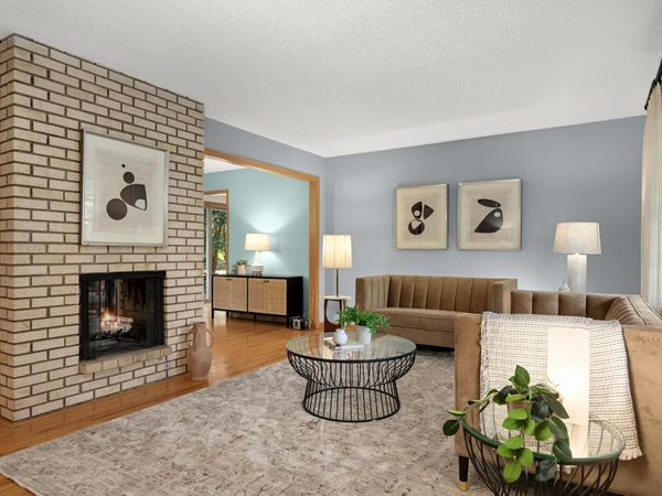 300 Kenmar Circle, Minnetonka, MN 55305