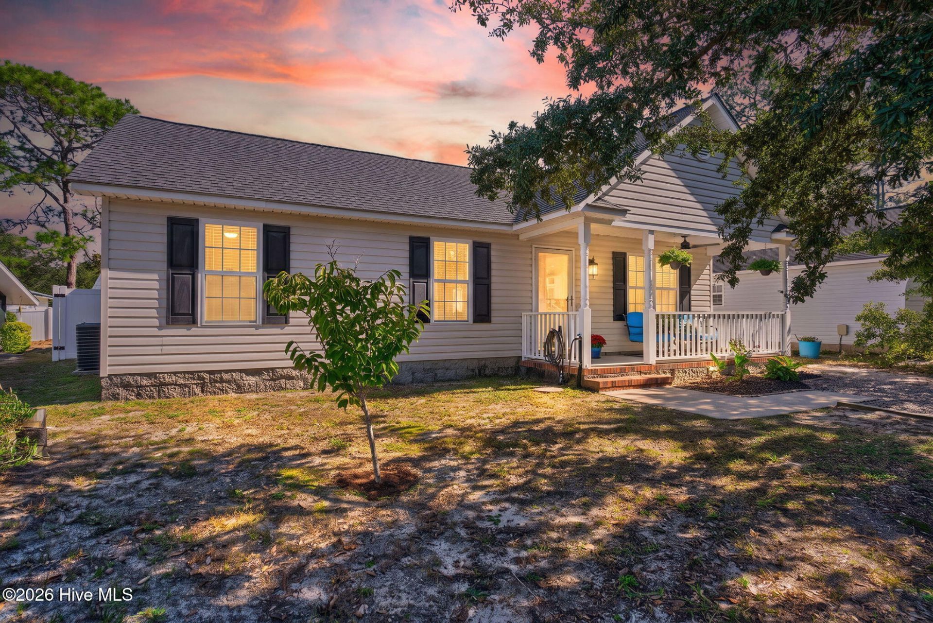 170 NW 5th Street, Oak Island, NC 28465 Main Photo