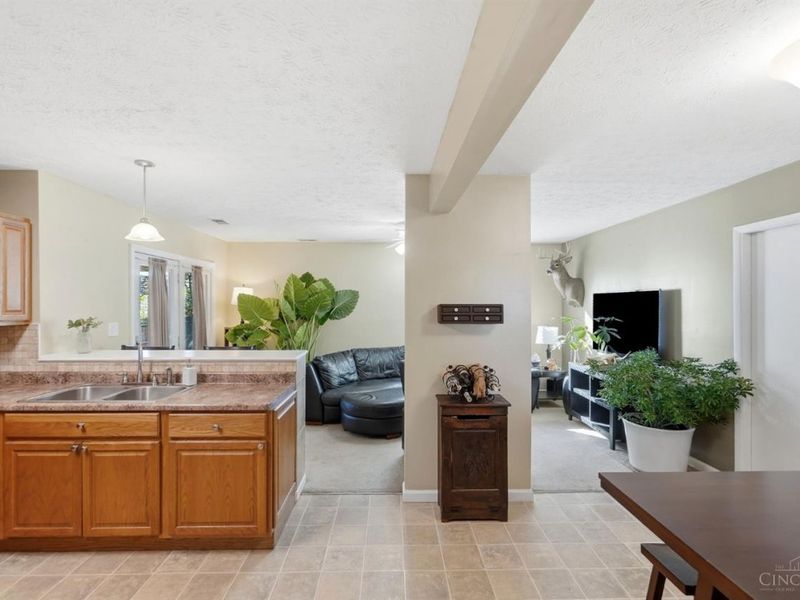 10699 West Road, Harrison, OH 45030 Photo 10
