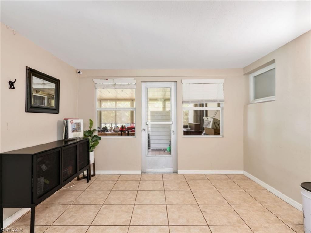 1404 Santa Barbara Ave , Fort Myers, FL 33901 Photo