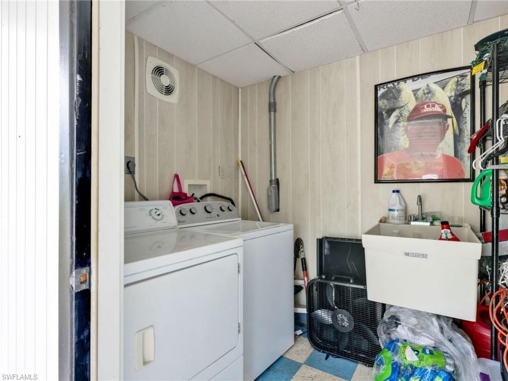1404 Santa Barbara Ave , Fort Myers, FL 33901 Photo