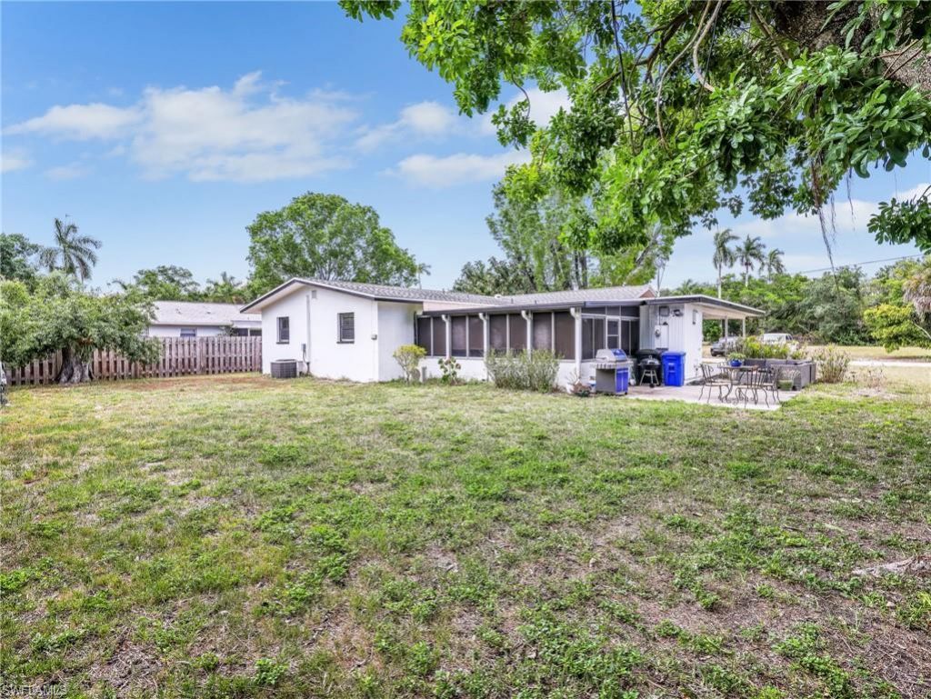 1404 Santa Barbara Ave , Fort Myers, FL 33901 Photo