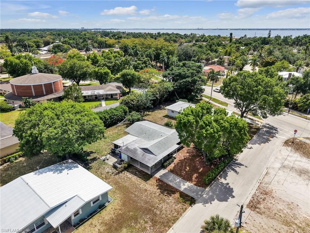 1404 Santa Barbara Ave , Fort Myers, FL 33901 Photo