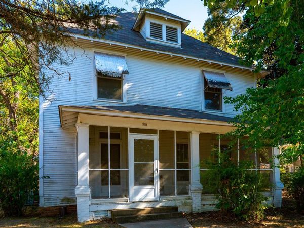 1024 Clifton Street, Conway, AR 72034