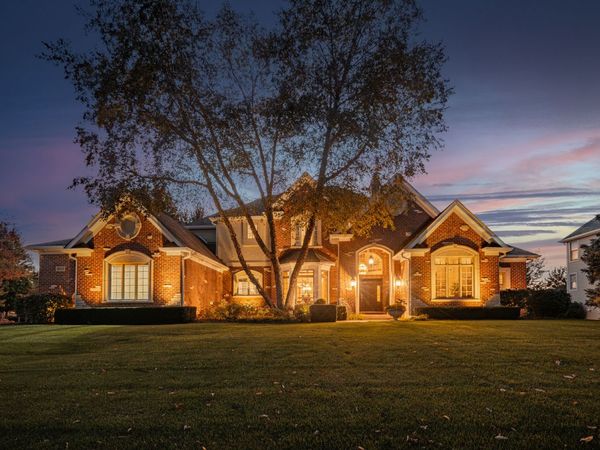 4015 Prairie Crossing Drive , St. Charles, IL 60175