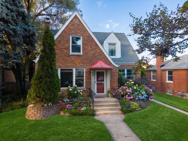 10334 Wight Street , Westchester, IL 60154