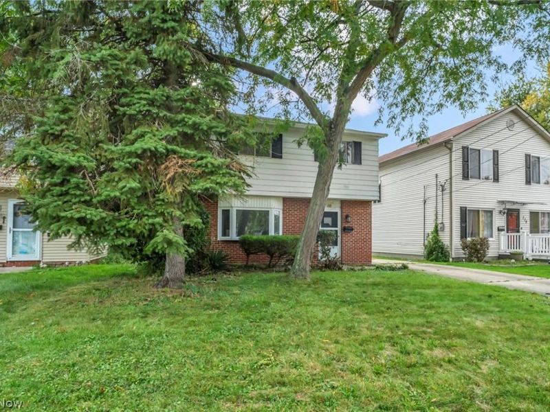122 Courtland Boulevard, Eastlake, OH 44095 Photo 4