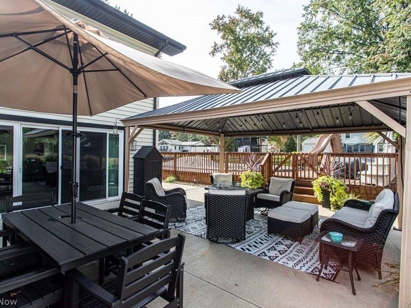 1805 Stonehenge Avenue NE, Warren, OH 44483 Photo 35
