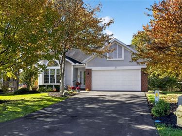 13 Lilly Pond Circle , North Chili, NY 14514