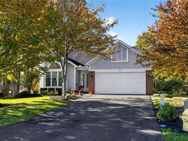 13 Lilly Pond Circle , North Chili, NY 14514