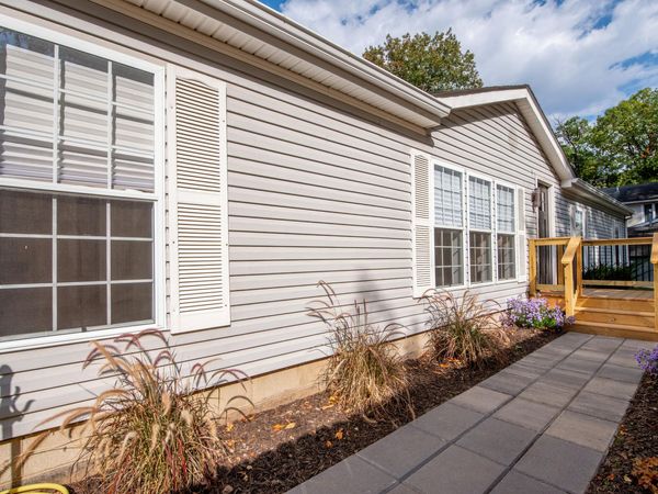 5310 5th Avenue , Valparaiso, IN 46383